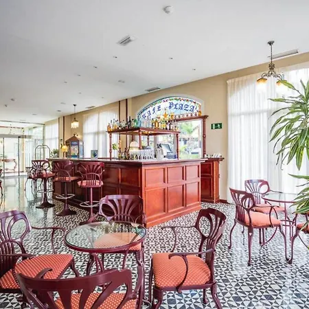 Standard Twin Room, Breakfast Including At 200meters From The Beach In Los Cristianos Los Cristianos (Tenerife)